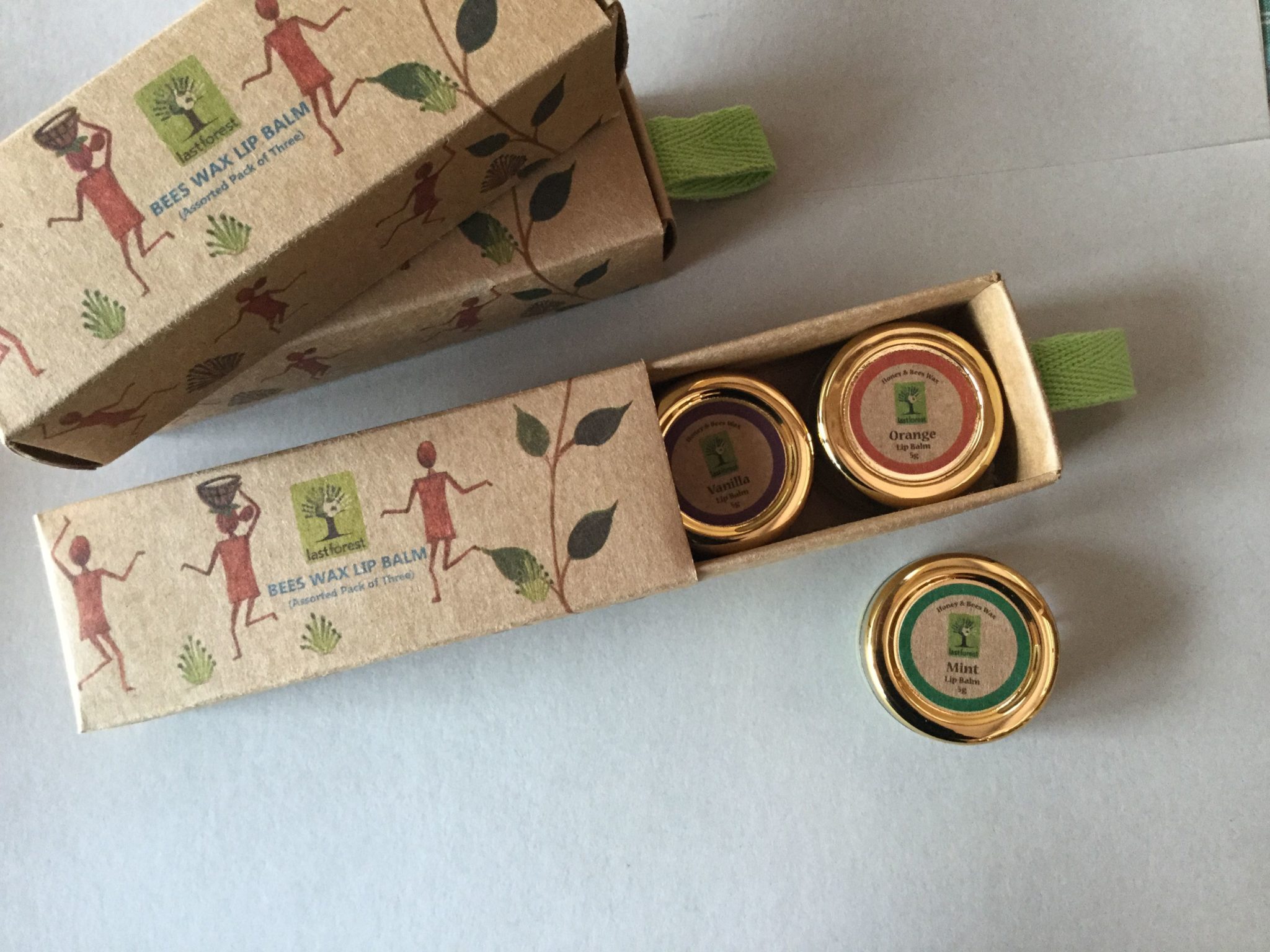 Organic Lip Balm: Beeswax Lip Balms From Last Forest Are The Bee's ...